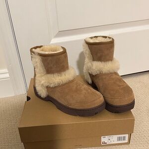 UGG Women's Brown Shearling Winter Boots